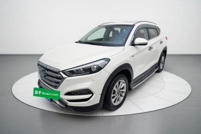 Hyundai Tucson 2015 1.6T Dual-Clutch Two-Wheel-Drive Smart Model с пробегом