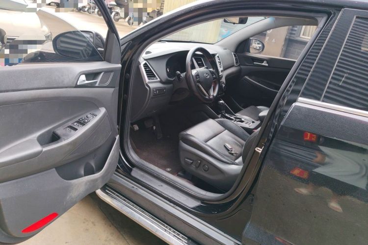 Used Hyundai Tucson 2018 1.6T Dual-Clutch Two-Wheel Drive 15th Anniversary Special Edition Driver Seat