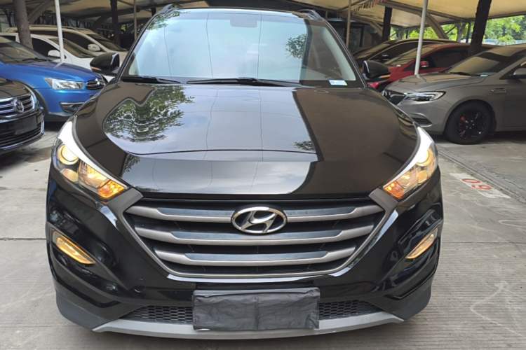 Used Hyundai Tucson 2018 1.6T Dual-Clutch Two-Wheel Drive 15th Anniversary Special Edition Front
