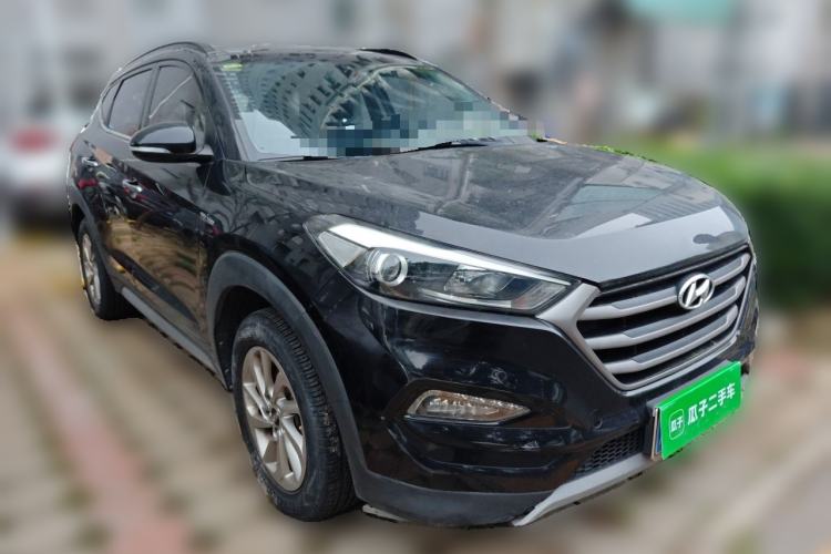 Used Hyundai Tucson 2018 1.6T Dual-Clutch Two-Wheel Drive 15th Anniversary Special Edition Front Right 45 Deg