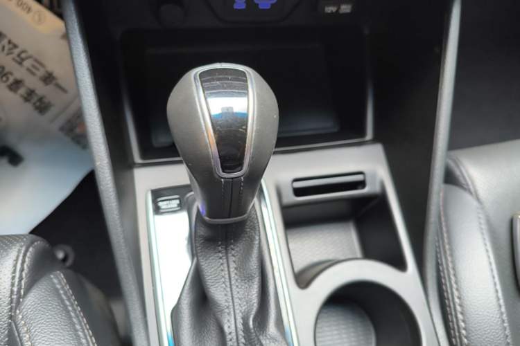 Used Hyundai Tucson 2018 1.6T Dual-Clutch Two-Wheel Drive 15th Anniversary Special Edition Gear Lever