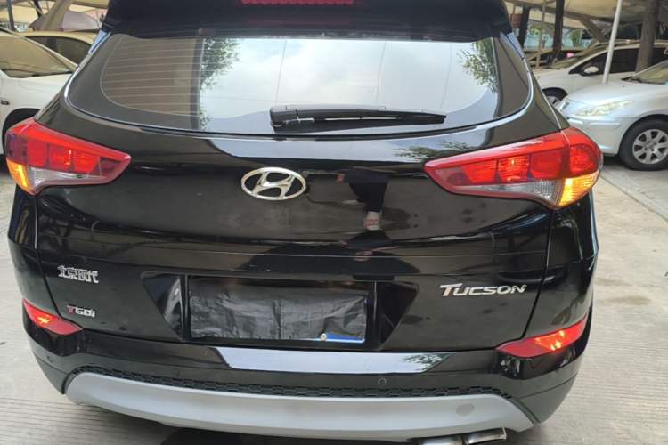 Used Hyundai Tucson 2018 1.6T Dual-Clutch Two-Wheel Drive 15th Anniversary Special Edition Rear