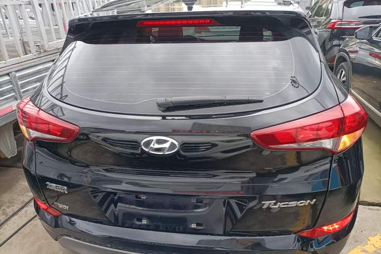 Used Hyundai Tucson 2018 1.6T Dual-Clutch Two-Wheel Drive 15th Anniversary Special Edition Rear
