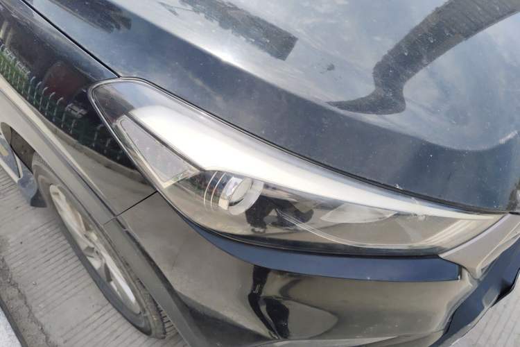 Used Hyundai Tucson 2018 1.6T Dual-Clutch Two-Wheel Drive 15th Anniversary Special Edition Right Front Headlight
