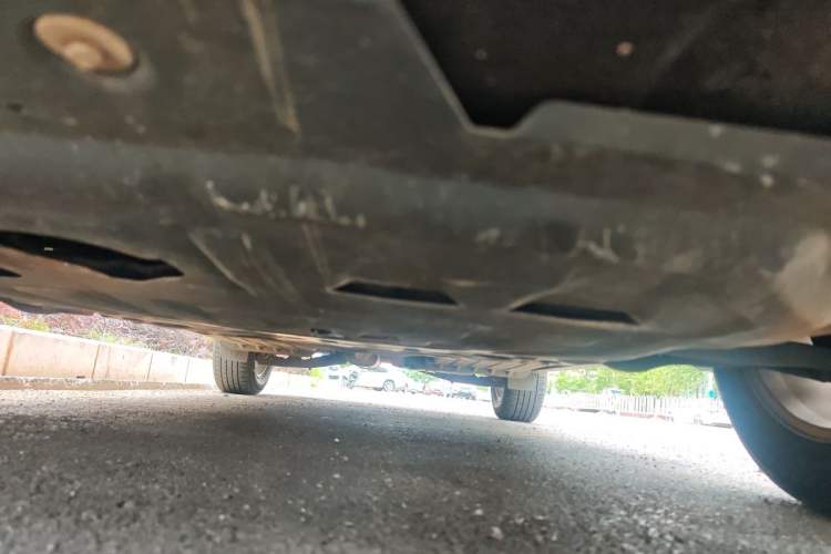 Used Hyundai Tucson 2018 1.6T Dual-Clutch Two-Wheel Drive 15th Anniversary Special Edition Chassis Front