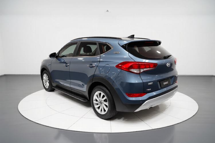Used Hyundai Tucson 2018 1.6T Dual-Clutch Two-Wheel Drive 15th Anniversary Special Edition Exterior 2
