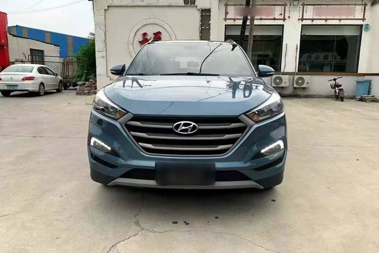Used Hyundai Tucson 2018 1.6T Dual-Clutch Two-Wheel Drive 15th Anniversary Special Edition Exterior 2