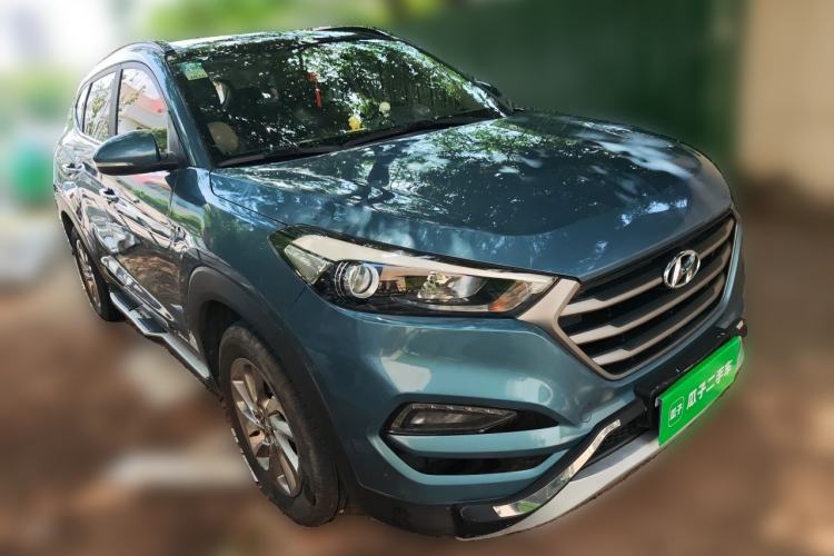 Used Hyundai Tucson 2018 1.6T Dual-Clutch Two-Wheel Drive 15th Anniversary Special Edition Front Right 45 Deg