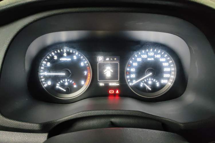Used Hyundai Tucson 2018 1.6T Dual-Clutch Two-Wheel Drive 15th Anniversary Special Edition Instrument Cluster