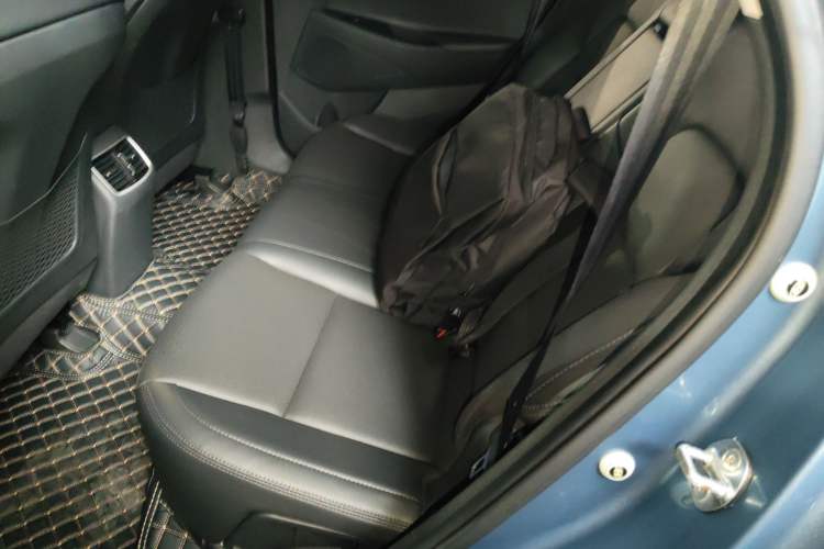 Used Hyundai Tucson 2018 1.6T Dual-Clutch Two-Wheel Drive 15th Anniversary Special Edition Left Rear Seat