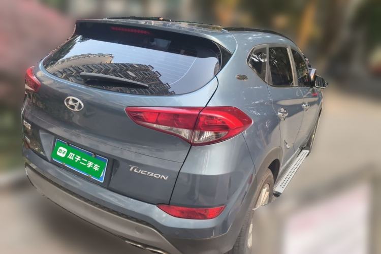 Used Hyundai Tucson 2018 1.6T Dual-Clutch Two-Wheel Drive 15th Anniversary Special Edition Rear Right 45 Deg