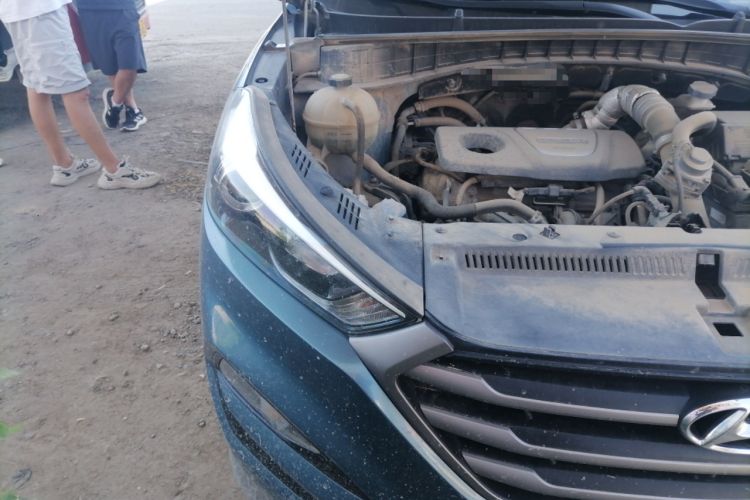 Used Hyundai Tucson 2018 1.6T Dual-Clutch Two-Wheel Drive 15th Anniversary Special Edition Right Front Headlight