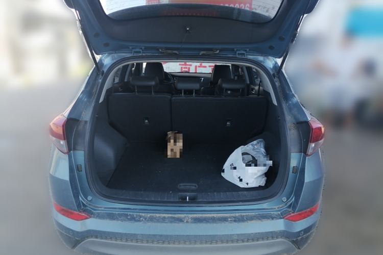 Used Hyundai Tucson 2018 1.6T Dual-Clutch Two-Wheel Drive 15th Anniversary Special Edition Trunk