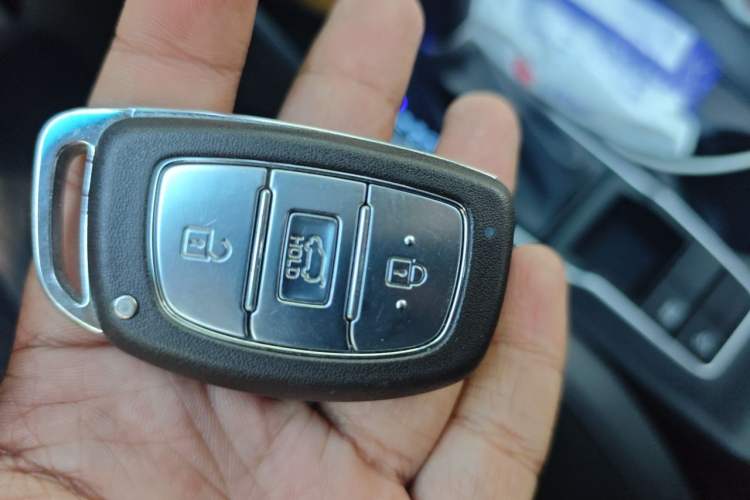 Used Hyundai Tucson 2018 1.6T Dual-Clutch Two-Wheel Drive 15th Anniversary Special Edition Vehicle Key