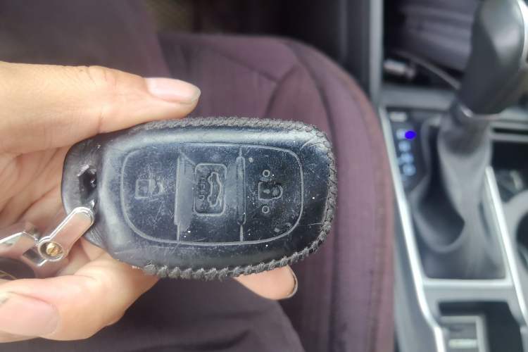 Used Hyundai Tucson 2018 1.6T Dual-Clutch Two-Wheel Drive 15th Anniversary Special Edition Vehicle Key