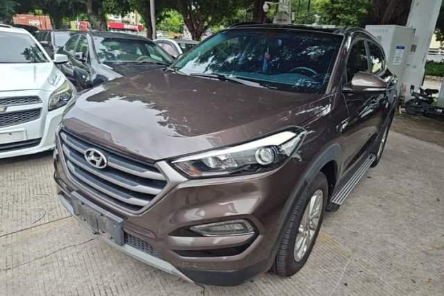 Used Hyundai Tucson 2018 1.6T Dual-Clutch Two-Wheel Drive 15th Anniversary Special Edition