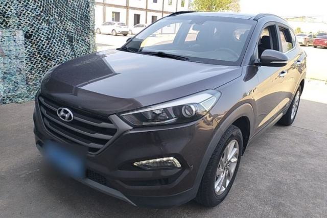 Ojetý Hyundai Tucson 2018 1.6T Dual-Clutch Two-Wheel Drive 15th Anniversary Special Edition