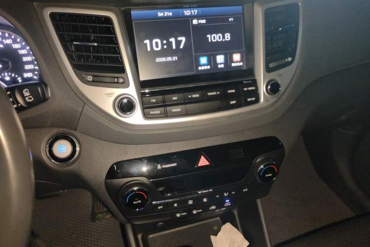 Used Hyundai Tucson 2018 1.6T Dual-Clutch Two-Wheel Drive 15th Anniversary Special Edition Audio And AC Panel