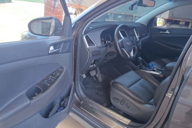 Used Hyundai Tucson 2018 1.6T Dual-Clutch Two-Wheel Drive 15th Anniversary Special Edition Driver Seat