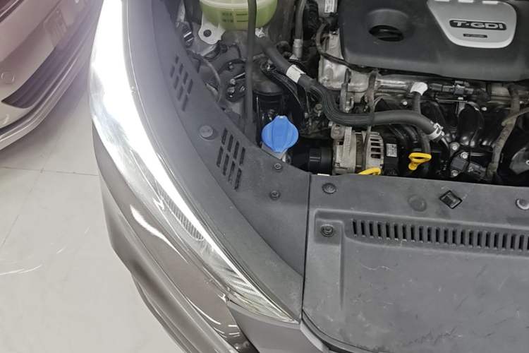 Used Hyundai Tucson 2018 1.6T Dual-Clutch Two-Wheel Drive 15th Anniversary Special Edition Engine Bay Right
