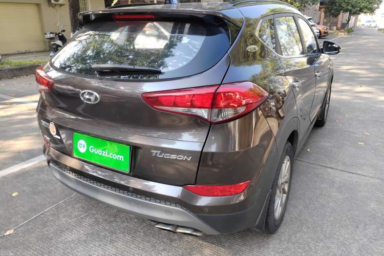 Used Hyundai Tucson 2018 1.6T Dual-Clutch Two-Wheel Drive 15th Anniversary Special Edition Exterior 5
