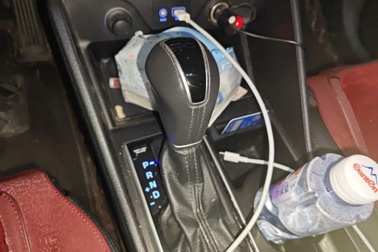 Used Hyundai Tucson 2018 1.6T Dual-Clutch Two-Wheel Drive 15th Anniversary Special Edition Gear Lever