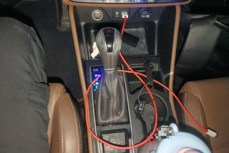 Used Hyundai Tucson 2018 1.6T Dual-Clutch Two-Wheel Drive 15th Anniversary Special Edition Gear Lever