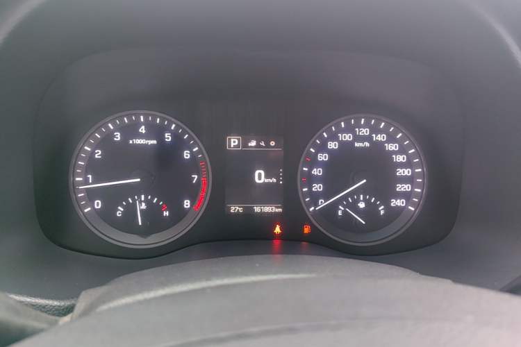 Used Hyundai Tucson 2018 1.6T Dual-Clutch Two-Wheel Drive 15th Anniversary Special Edition Instrument Cluster