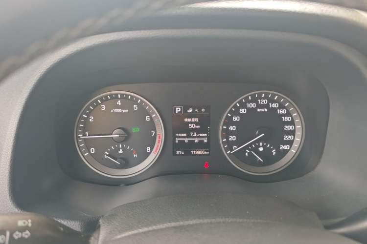 Used Hyundai Tucson 2018 1.6T Dual-Clutch Two-Wheel Drive 15th Anniversary Special Edition Instrument Cluster