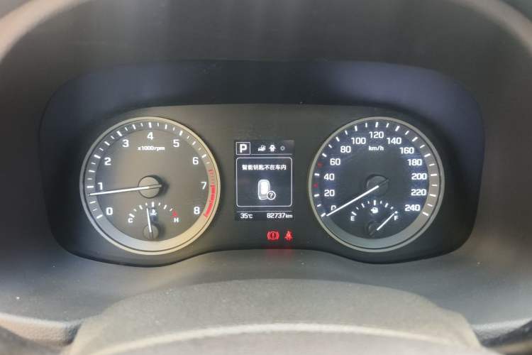 Used Hyundai Tucson 2018 1.6T Dual-Clutch Two-Wheel Drive 15th Anniversary Special Edition Instrument Cluster