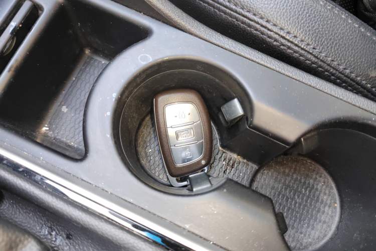 Used Hyundai Tucson 2018 1.6T Dual-Clutch Two-Wheel Drive 15th Anniversary Special Edition Interior 1