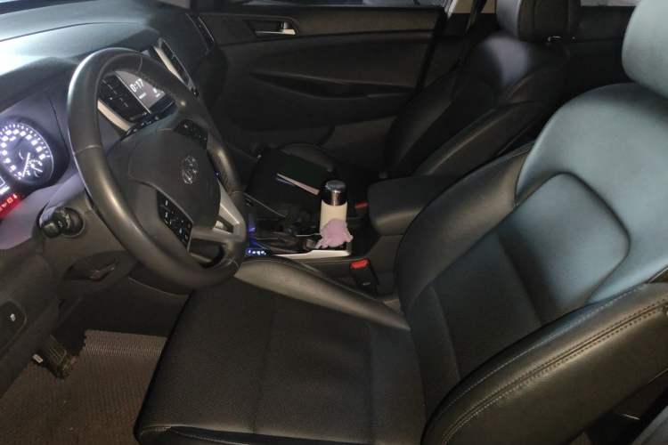 Used Hyundai Tucson 2018 1.6T Dual-Clutch Two-Wheel Drive 15th Anniversary Special Edition Left Front Seat