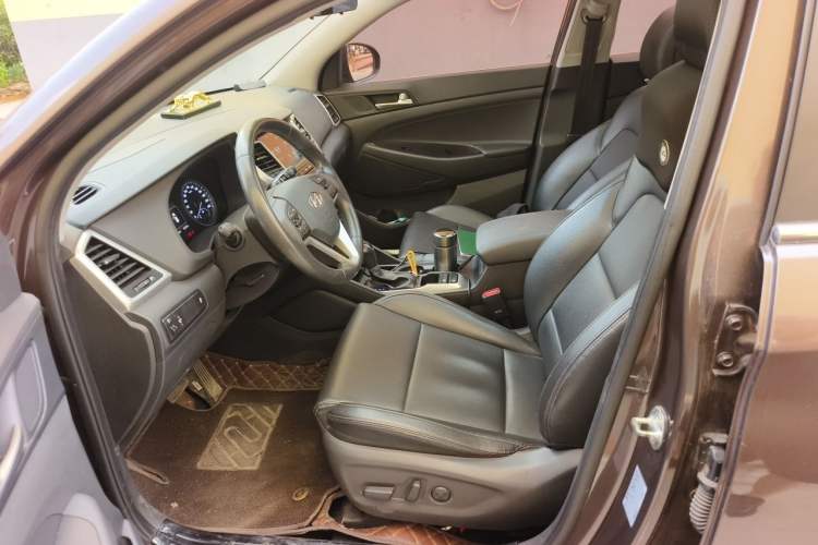 Used Hyundai Tucson 2018 1.6T Dual-Clutch Two-Wheel Drive 15th Anniversary Special Edition Left Front Seat