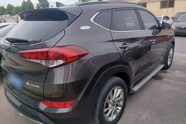 Used Hyundai Tucson 2018 1.6T Dual-Clutch Two-Wheel Drive 15th Anniversary Special Edition Rear Right 45 Deg