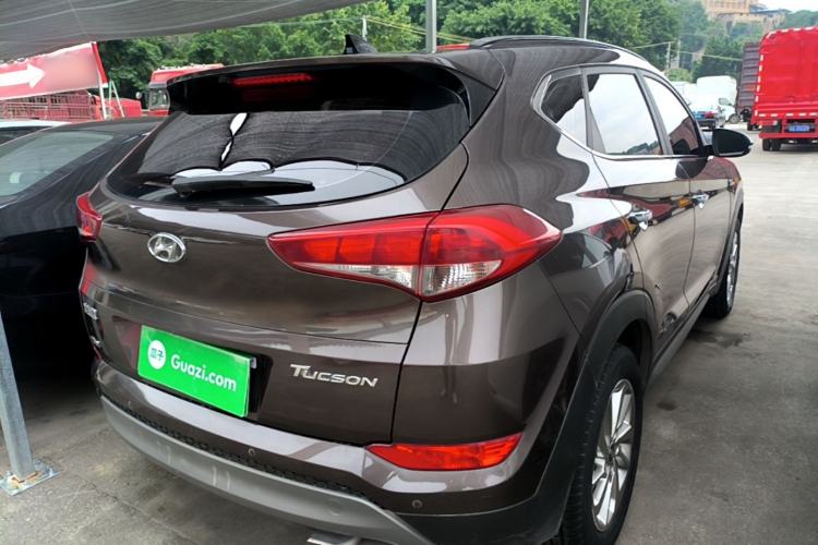 Used Hyundai Tucson 2018 1.6T Dual-Clutch Two-Wheel Drive 15th Anniversary Special Edition Rear Right 45 Deg