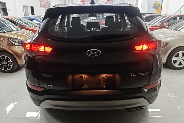 Used Hyundai Tucson 2018 1.6T Dual-Clutch Two-Wheel Drive 15th Anniversary Special Edition Rear