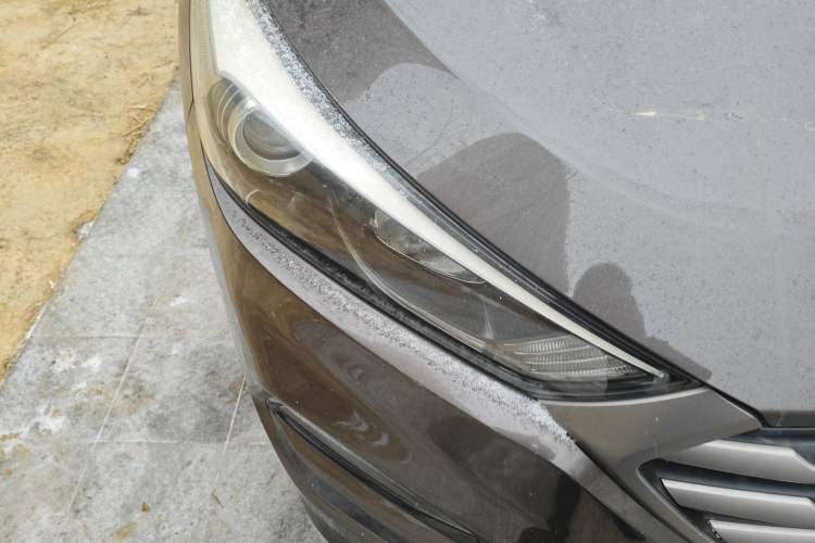 Used Hyundai Tucson 2018 1.6T Dual-Clutch Two-Wheel Drive 15th Anniversary Special Edition Right Front Headlight