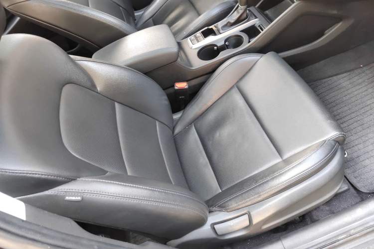 Used Hyundai Tucson 2018 1.6T Dual-Clutch Two-Wheel Drive 15th Anniversary Special Edition Right Front Seat