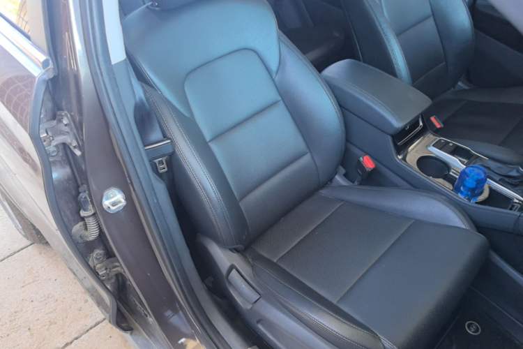 Used Hyundai Tucson 2018 1.6T Dual-Clutch Two-Wheel Drive 15th Anniversary Special Edition Right Front Seat