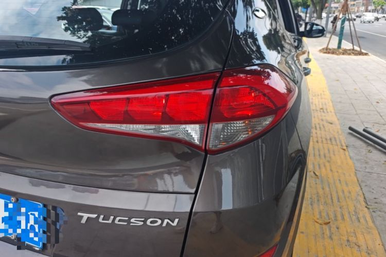 Used Hyundai Tucson 2018 1.6T Dual-Clutch Two-Wheel Drive 15th Anniversary Special Edition Right Rear Taillight