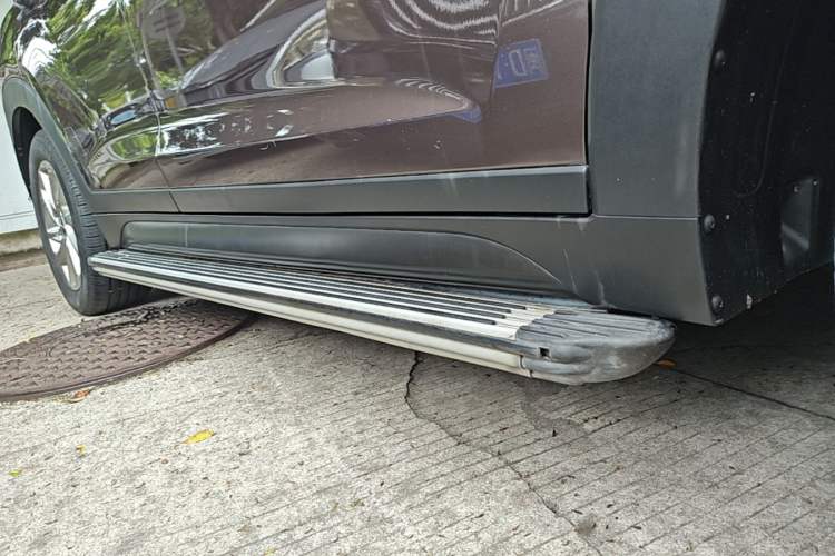Used Hyundai Tucson 2018 1.6T Dual-Clutch Two-Wheel Drive 15th Anniversary Special Edition Right Side Sill