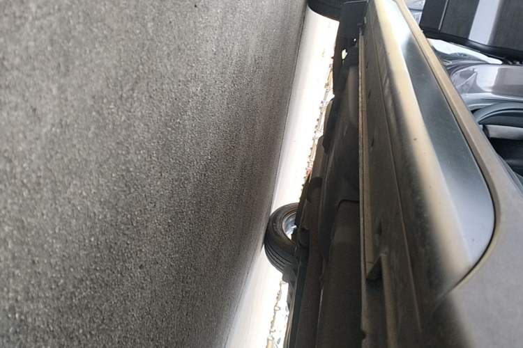 Used Hyundai Tucson 2018 1.6T Dual-Clutch Two-Wheel Drive 15th Anniversary Special Edition Right Side Sill