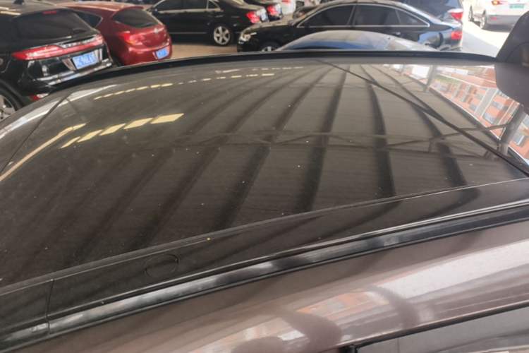 Used Hyundai Tucson 2018 1.6T Dual-Clutch Two-Wheel Drive 15th Anniversary Special Edition Roof