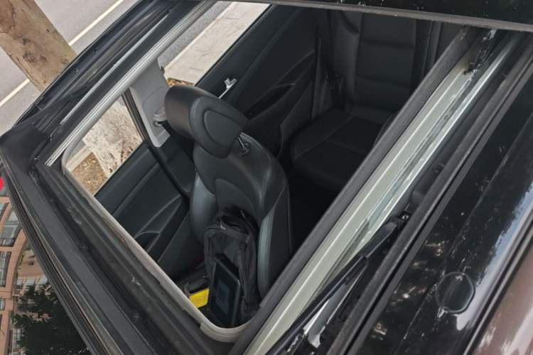 Used Hyundai Tucson 2018 1.6T Dual-Clutch Two-Wheel Drive 15th Anniversary Special Edition Roof