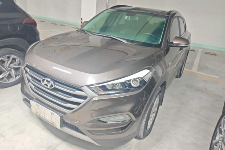 Used Hyundai Tucson 2018 1.6T Dual-Clutch Two-Wheel Drive 15th Anniversary Special Edition Guazi used car, China used car export, Used car for sale, Used  cars, Cheapest cars for sale