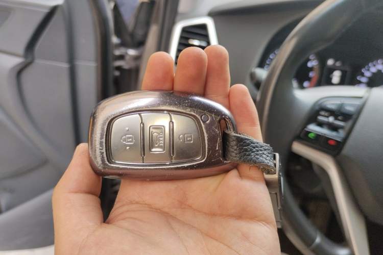 Used Hyundai Tucson 2018 1.6T Dual-Clutch Two-Wheel Drive 15th Anniversary Special Edition Vehicle Key