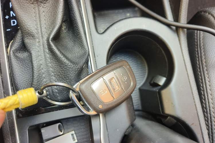 Used Hyundai Tucson 2018 1.6T Dual-Clutch Two-Wheel Drive 15th Anniversary Special Edition Vehicle Key