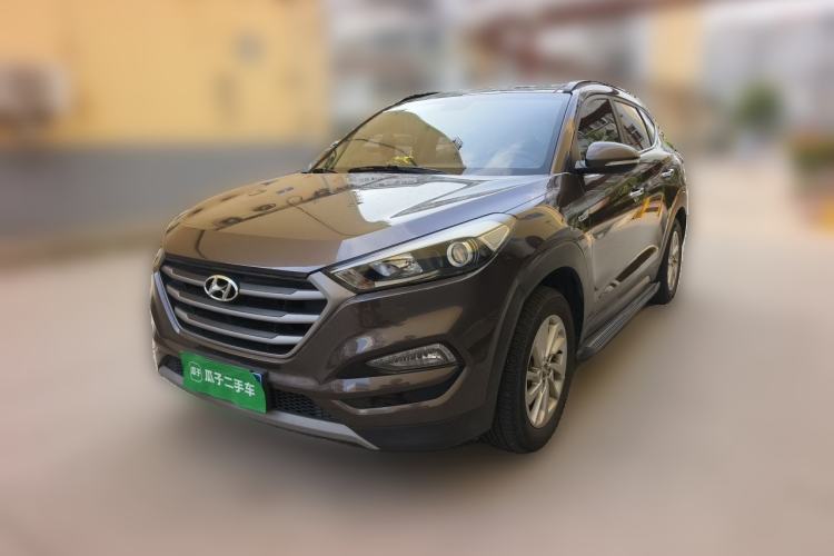 Used Hyundai Tucson 2018 1.6T Dual-Clutch Two-Wheel Drive 15th Anniversary Special Edition Guazi used car, China used car export, Used car for sale, Used  cars, Cheapest cars for sale
