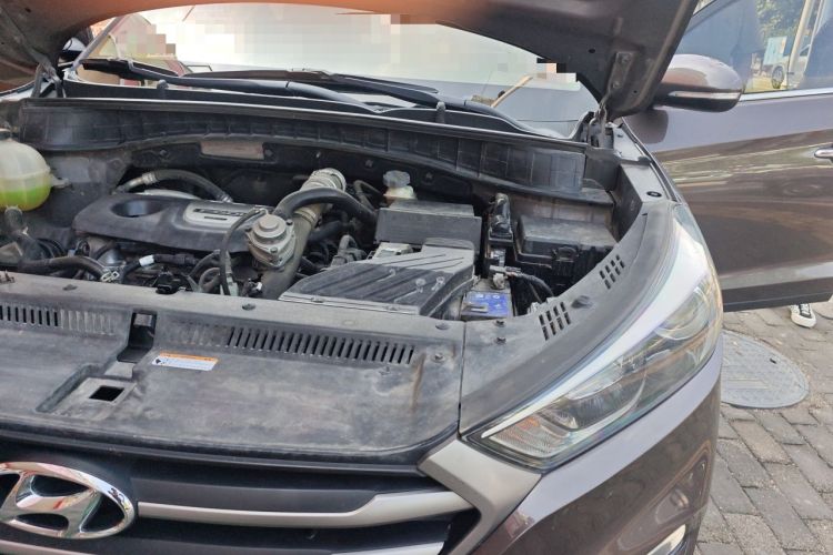 Used Hyundai Tucson 2018 1.6T Dual-Clutch Two-Wheel Drive 15th Anniversary Special Edition Engine Bay Left