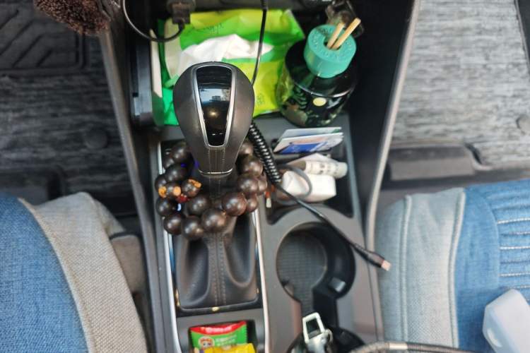 Used Hyundai Tucson 2018 1.6T Dual-Clutch Two-Wheel Drive 15th Anniversary Special Edition Gear Lever